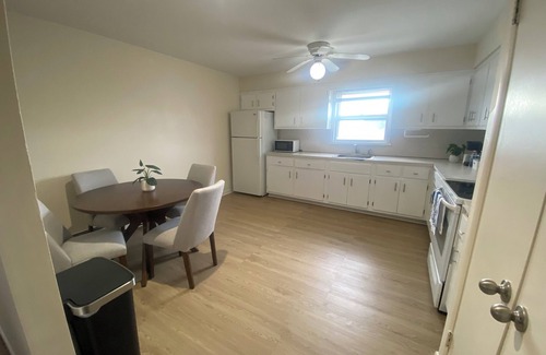 Belleville House | Affordable stay near EWR airport, Met Life, and American Dream Mall. Book today!