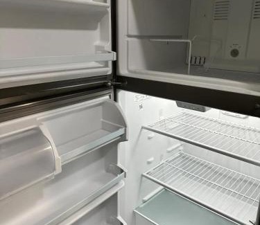 Rotterdam Apartment | Affordable Stay Near Proctors A8