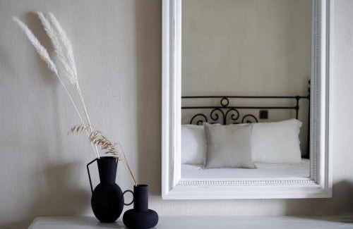 Papa Nero House | Agapitos Villas & Guesthouses
