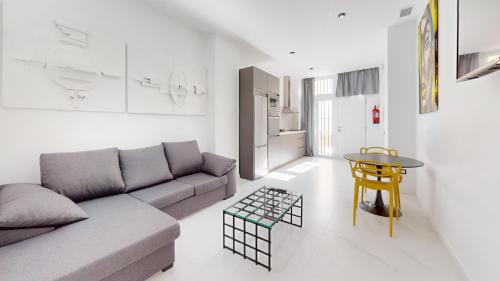 Caleta de Velez Apartment | Agd Living 1