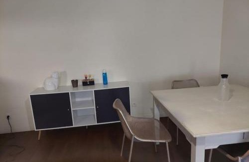 Madeleine-Champ de Mars Apartment | Agréable T2 Cité des Congrès
