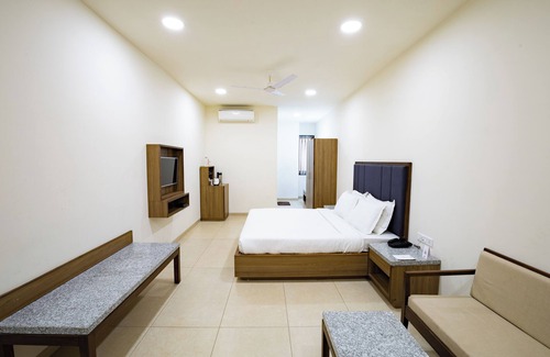 Sanand Hotel | Agrasen Foundation Managed by TGB Foods