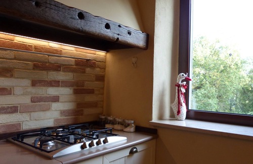 Camporotondo di Fiastrone Apartment | Agriturismo Al Respiro nel Bosco, apartment "Le Ginestre"