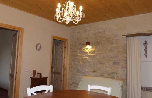 Camporotondo di Fiastrone House | Agriturismo Al Respiro Nel Bosco