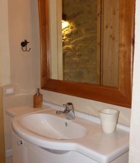 Camporotondo di Fiastrone House | Agriturismo Al Respiro Nel Bosco