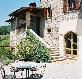 Monte Santa Maria Tiberina House | Agriturismo Il Monte - Piscina tra gli Ulivi, Maneggio con Cavalli e WIFI