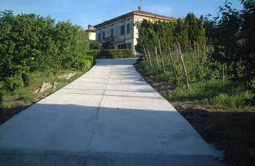 Montecalvo Versiggia House | Agriturismo Casa Re
