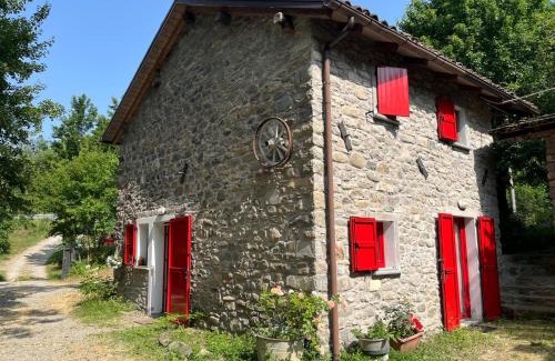 Montefiorino House | Agriturismo antico mulino sul Dolo - La vecchia casa in sasso