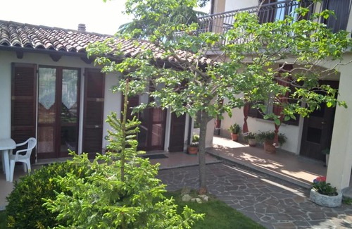 Montecalvo Versiggia House | Agriturismo Bagarellum