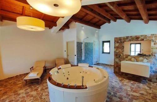 Camporgiano House | Agriturismo Borgo Biaia