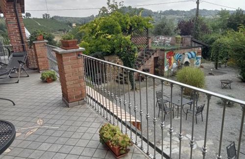 Monforte d'Alba Apartment | Agriturismo Bric di Gai