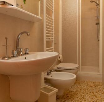 Fabbriche di Vallico House | Agriturismo Cornali