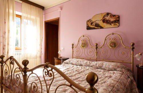 Fabbriche di Vallico House | Agriturismo Cornali