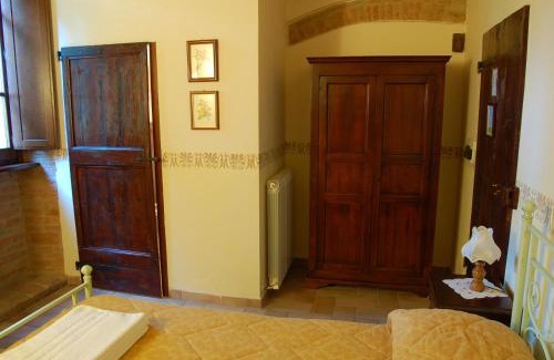 Loreto House | Agriturismo Casale Dei Frontini