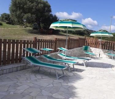 Aglientu Apartment | agriturismo gli olivastri appartamento corbezzolo con piscina e vista mare,climatizzatore,wifi