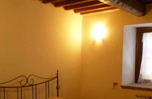 Valfabbrica House | Agriturismo Il Pioppo
