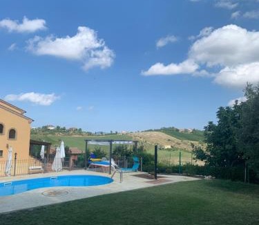 Montalto delle Marche Bed & Breakfast | Agriturismo cerquatonda