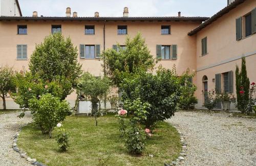 San Martino di Rosignano Monferrato House | Agriturismo Le Tre Rose - Cantina Zanello
