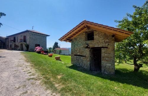 San Giorgio Scarampi House | Agriturismo La Margherita