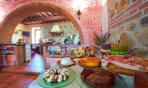 Semproniano House | Agriturismo La Valle degli Ulivi