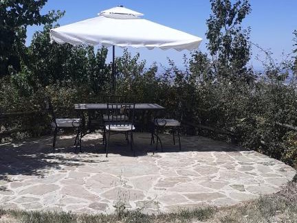 Stribugliano House | Agriturismo La valle del Monte Aquilaia