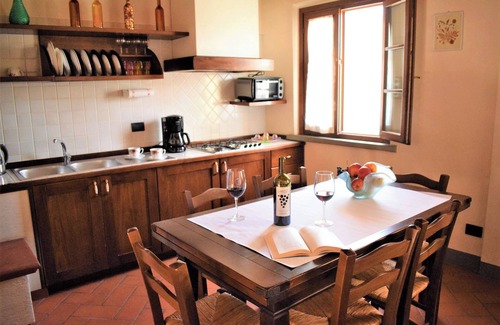 Vinci Other | Agriturismo Luggiano Apartment "AIA"