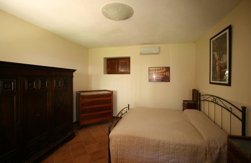 Fano Other | Agriturismo Monte Giove - Apartment "Bacco"