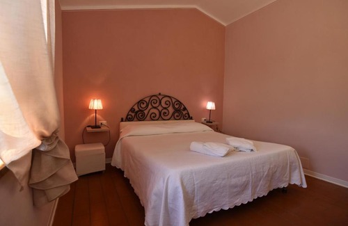Camporgiano House | Agriturismo Mulin Del Rancone