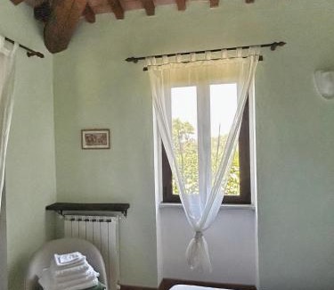Fraccano Apartment | Agriturismo Podere Pietraluna