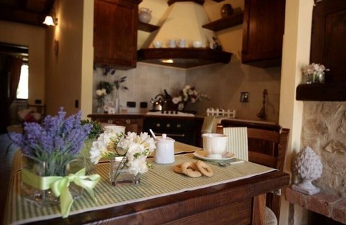 Migliano Apartment | Agriturismo Ripaiani ~ LA CANTINA