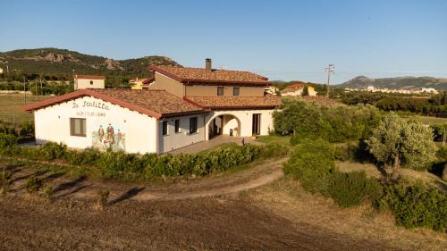 Carbonia House | Agriturismo Sa Scalitta