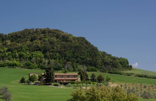 Pomarance Apartment | Agriturismo San Carlo - I Reucci Trilo Apartment with pool, wifi, garden