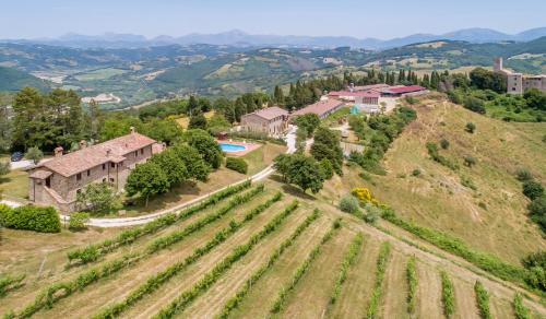 Monteluiano House | Agriturismo Tenuta Di Biscina