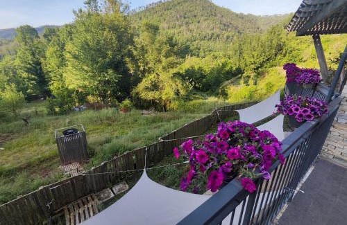 Borghetto di Vara House | Agriturismo Terre di Ginepro