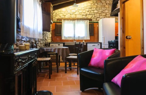 Montagut House | Agroturismo Garrotxa pareja-familia