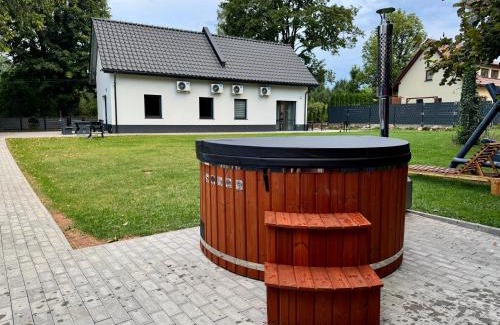 Chelmsko Slaskie Apartment | Agroturystyka Domki za Lipą