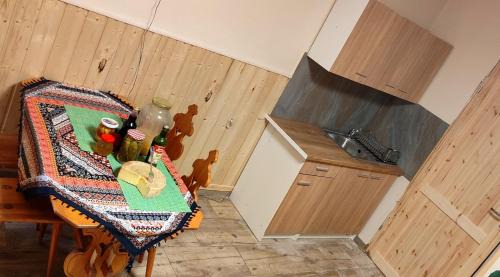 Lubomierz Apartment | Agroturystyka Zielony Domek - Apartament na wyłączność, slow life, staw, oswojone zwierzęta gospodarskie, posiłki z własnych eko produktów