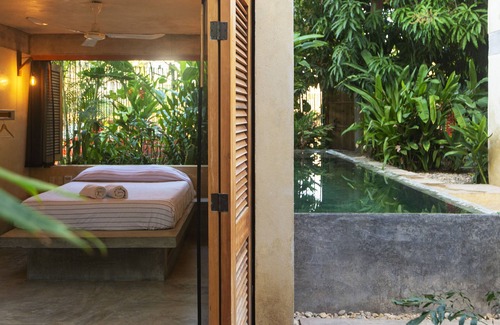Los Tamarindos Hotel | Agua de Coco H