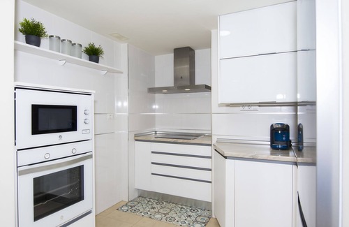Aguilas Apartment | Águilas Playa Colonia Spacious and Centrally Located Parking Lot