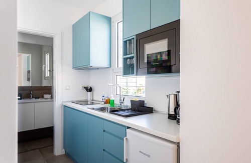 Ilisia Apartment | #AH04 Top floor studio near Athens Concert Hall