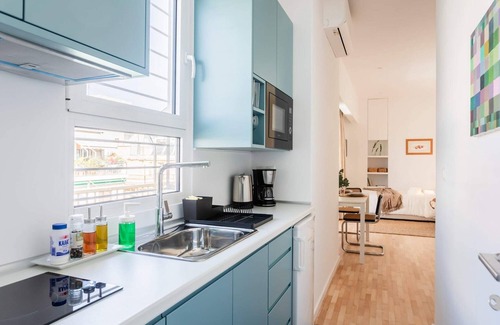 Ilisia Apartment | #AH04 Top floor studio near Athens Concert Hall