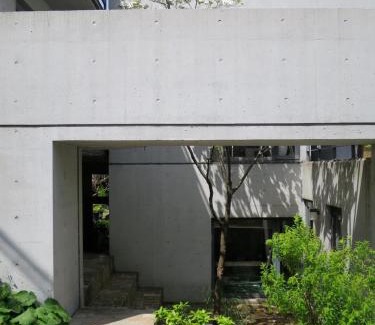 Suita Bed & Breakfast | AH87 Osaka