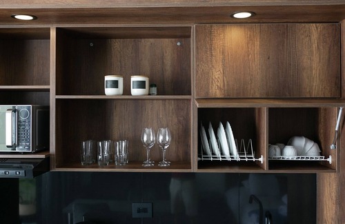Pereira House | |Ahead| Spacious loft with king bed and parking