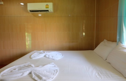Sakon Nakhon Hotel | Ai Kham Nonghan View
