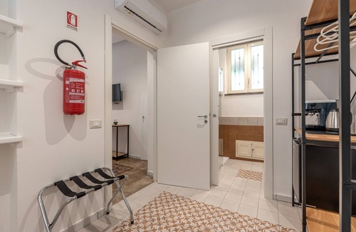 Monreale Apartment | Ai Vicoli Ciambra's Alley - Suite Margherita by Wonderful Italy