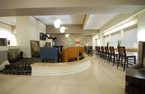 Greater South River City Hotel | Aiden Austin City Hotel