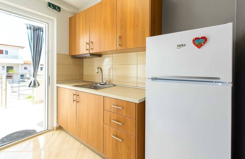 Asprovalta Apartment | Aigli Garden Retreat, Cosy Escape Close to the Sea