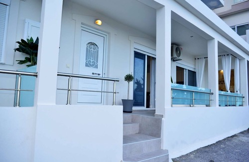 Koskinou Apartment | Aikaterini Lever Du Soleil: a unique accommodation choice in Koskinou village.