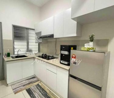 Kampung Rawa House | Ailis Homestay - Muslim Friendly