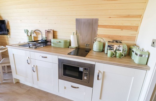Great Witley Cottage | Ailsa Craig